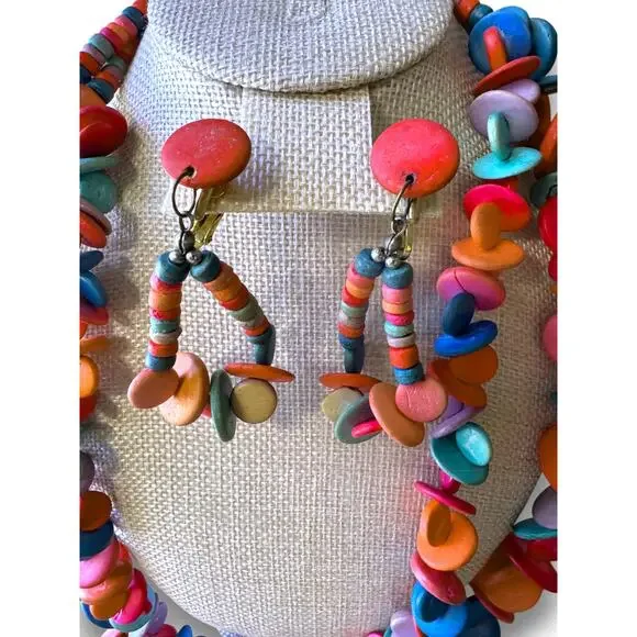 Vintage Double Strand Painted Wood Disc Necklace and Clip On Earring Set - Picture 2 of 9